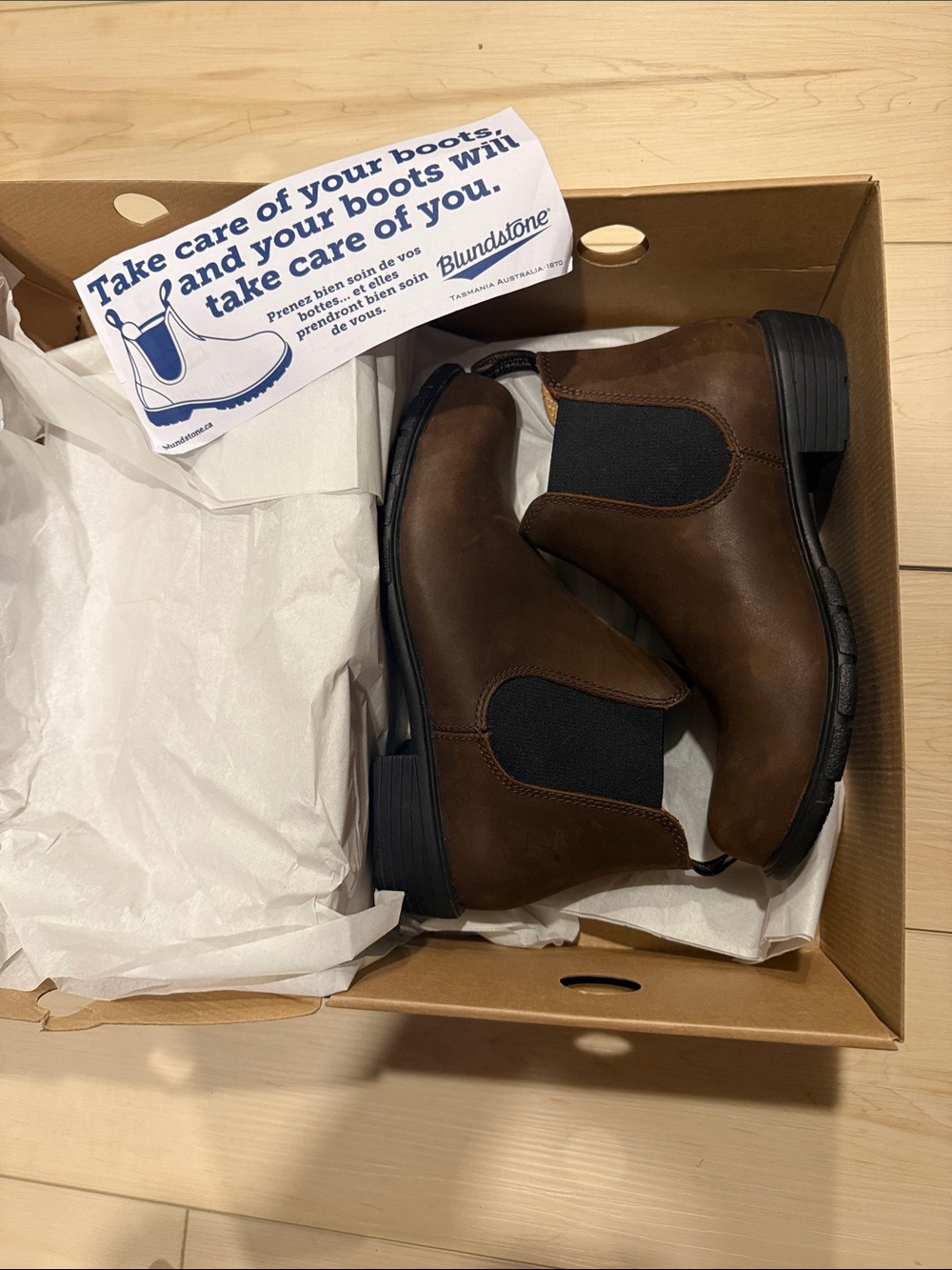 Blundstone Black Chelsea Boots - Stamped Sole Detail - Picture 10 of 10